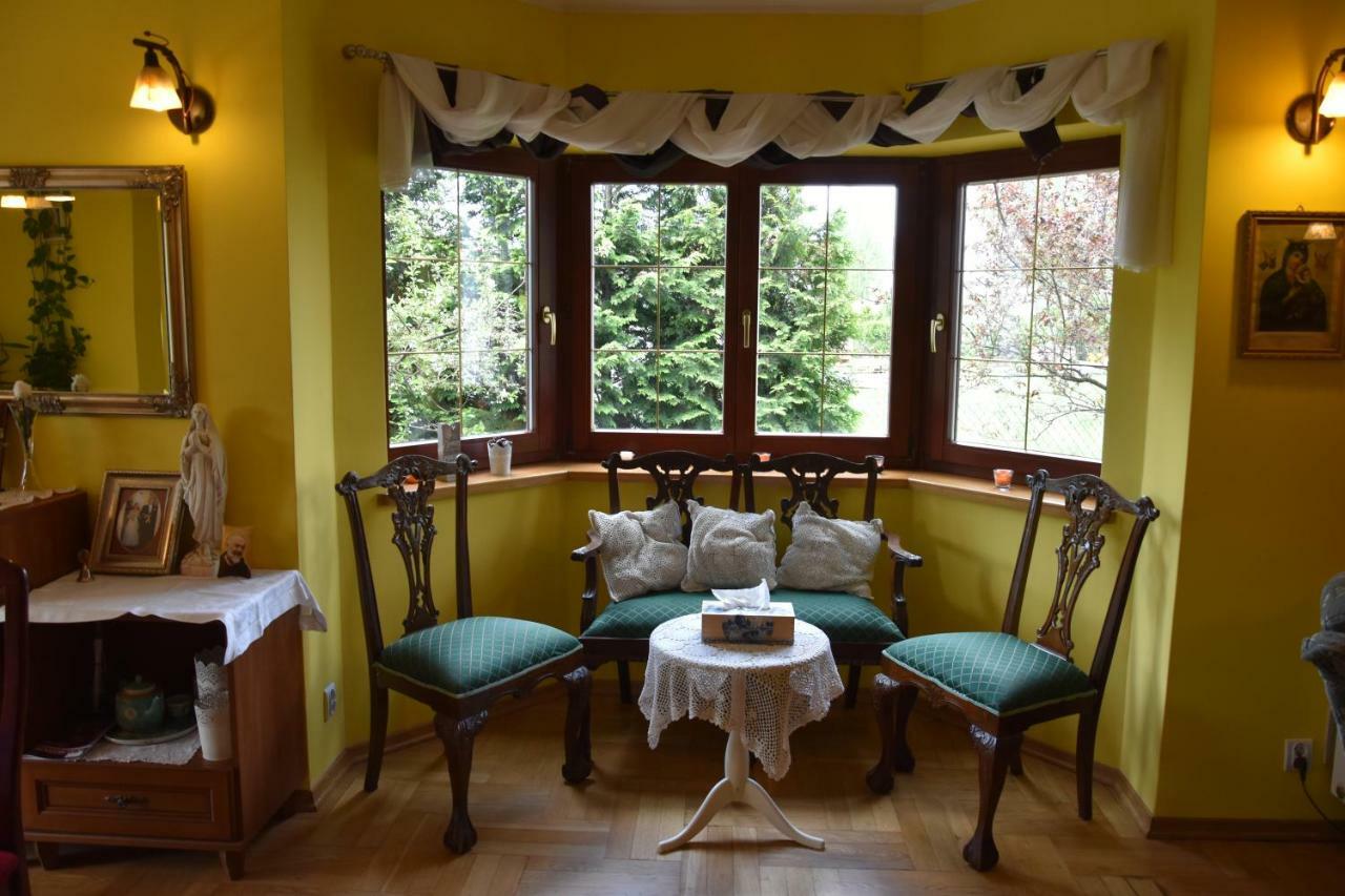 Manki Comfortable House With Garden מראה חיצוני תמונה