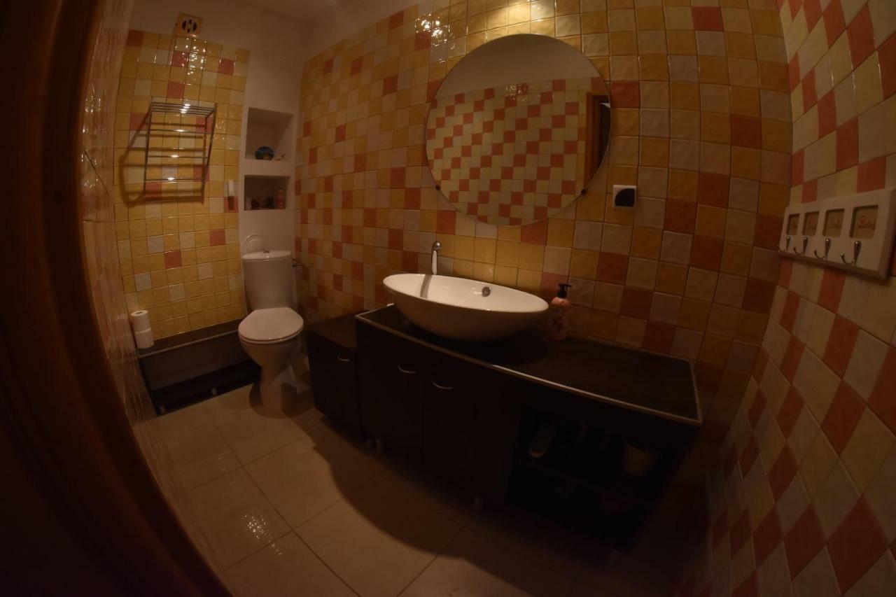 Manki Comfortable House With Garden מראה חיצוני תמונה